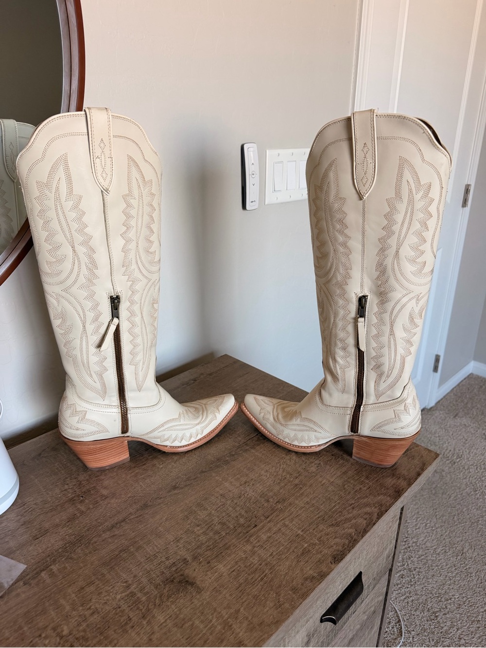 Ariat Casanova Boots - Picture 5 of 10